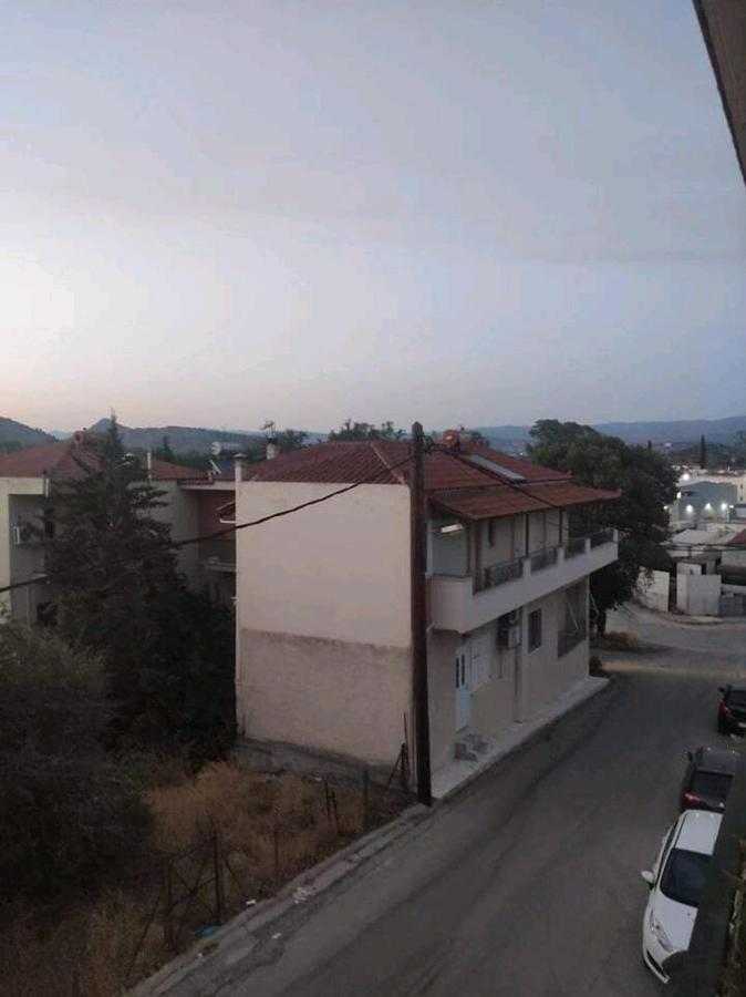 나플리오 Όμορφο Και Ευρύχωρο Διαμέρισμα Με Θέα! 아파트 외부 사진